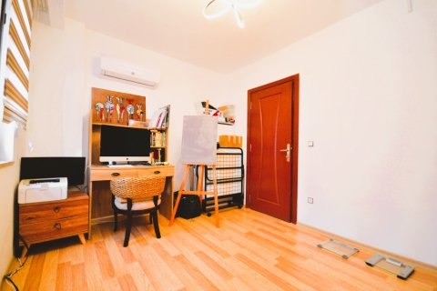 Аренда квартиры  в Аланье, Анталье, Турция 2+1, 110м2, №216556 – фото 16