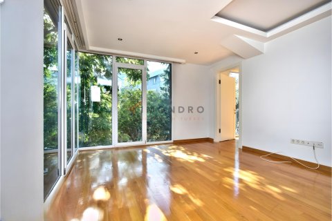 Daire 1+1 Beşiktaş, İstanbul, Türkiye №213317 - 3