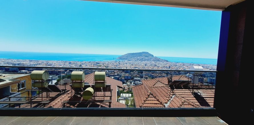 3+1 Apartment  in Alanya, Antalya, Turkey No. 221388