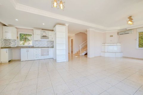 4+1 Villa  i Alanya, Antalya, Turkiet Nr. 221389 - 3