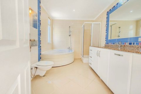4+1 Villa  i Alanya, Antalya, Turkiet Nr. 221389 - 14