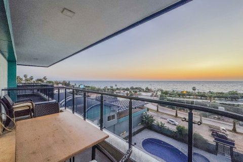 1+1 Apartment  in Alanya, Antalya, Turkey No. 221387