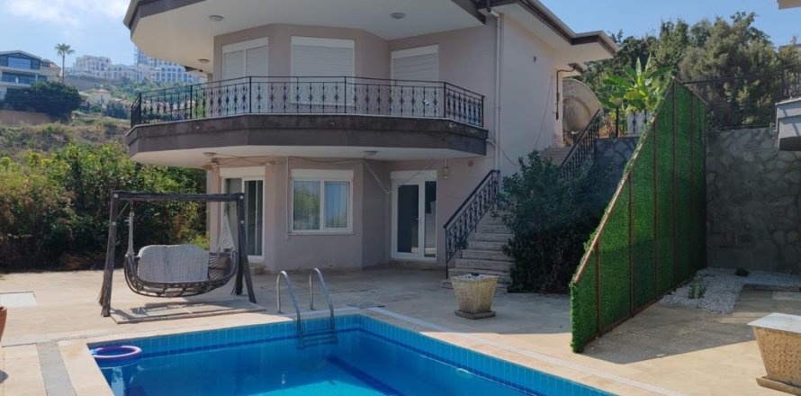 Villa  in Kargicak, Alanya, Antalya, Turkey No. 226194
