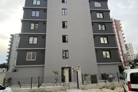2+1 Penthouse  in Mezitli, Mersin, Turkey No. 231290