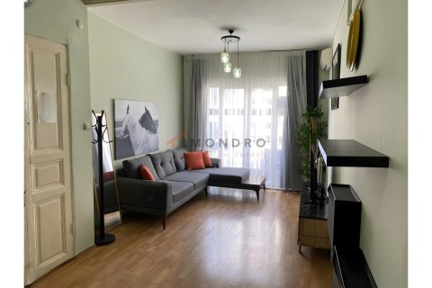 2+1 Apartment  in Beyoglu, Istanbul, Turkey No. 226986