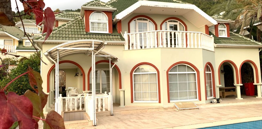 6+1 Villa  i Alanya, Antalya, Turkiet Nr. 217652
