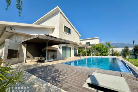 ویلا در Fethiye ، ترکیه 4 خوابه ، 300 متر مربع. شماره 232974 - 2