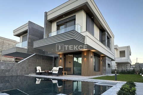 4+1 Villa  i Cesme, Izmir, Tyrkiet Nr. 212309 - 1