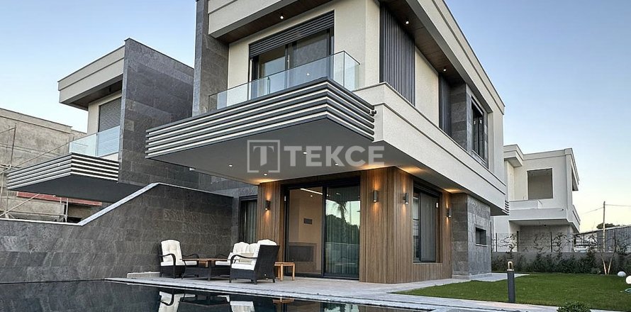 4+1 Villa  i Cesme, Izmir, Tyrkiet Nr. 212309