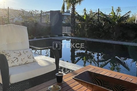 4+1 Villa  i Cesme, Izmir, Tyrkiet Nr. 212309 - 10