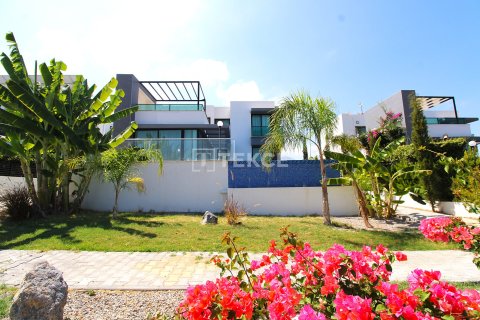 Villa for sale  in Girne, Northern Cyprus, 3 bedrooms, 210m2, No. 212310 – photo 1