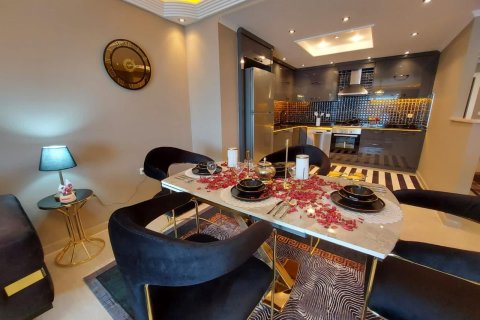 2+1 Leilighet i Mahmutlar, Antalya, Tyrkia Nr. 226947 - 4