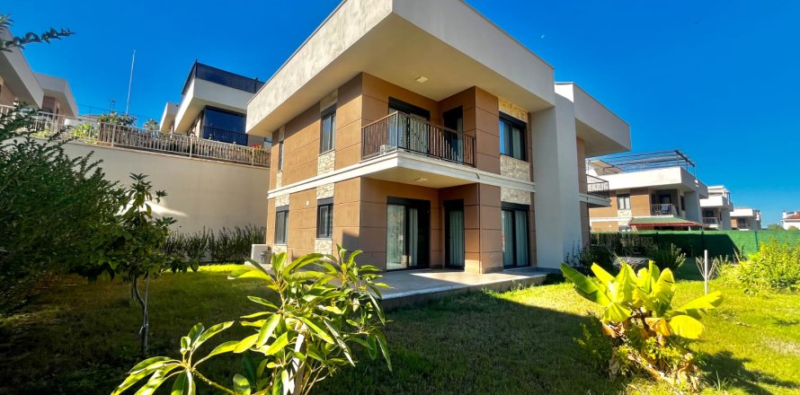 3+1 Lejlighed  i Alanya, Antalya, Tyrkiet Nr. 216547