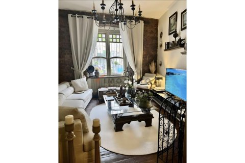 Apartment for sale in Beyoglu, Istanbul, Turkey, 2 bedrooms, 104m2, No. 227286 – photo 3