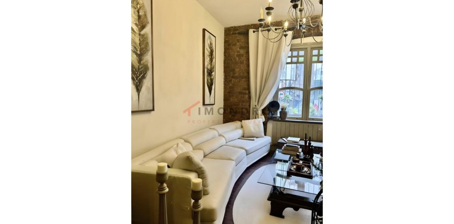 2+1 Apartment in Beyoglu, Istanbul, Turkey No. 227286