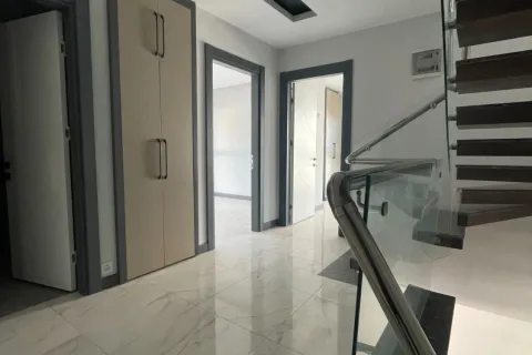 آپارتمان در  Alanya ، ترکیه 3 خوابه ، 291 متر مربع.  شماره 223943 - 25