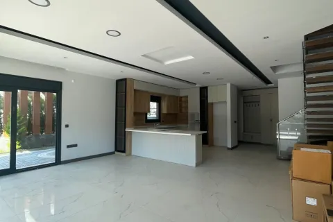 آپارتمان در  Alanya ، ترکیه 3 خوابه ، 291 متر مربع.  شماره 223943 - 19