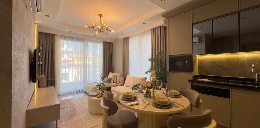 Daire  1+1  Oba, Antalya, Türkiye №218915