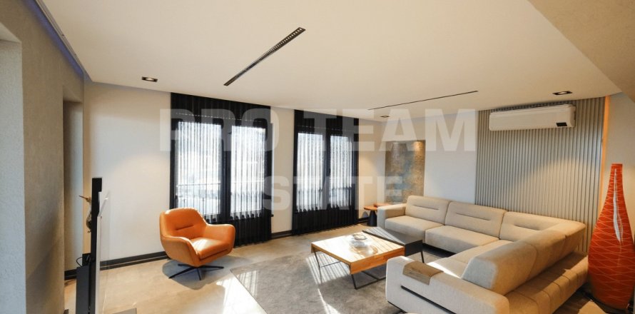 Квартира  3-х ком. в Коньяалты, Анталья, Турция №212605