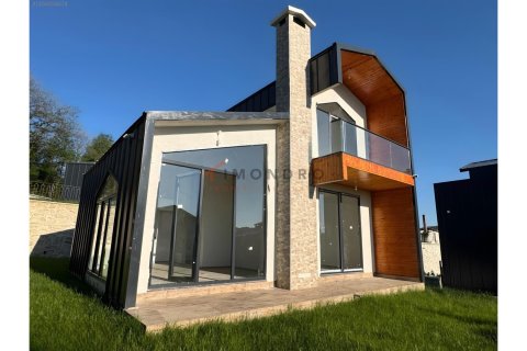 ویلا در  Sile ، ترکیه 2 خوابه ، 71 متر مربع.  شماره 215193 - 1