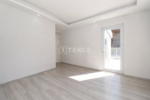 آپارتمان در  Antalya ، ترکیه 4 خوابه ، 165 متر مربع.  شماره 228453 - 14