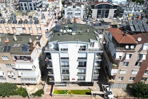 آپارتمان در  Antalya ، ترکیه 4 خوابه ، 165 متر مربع.  شماره 228453 - 2