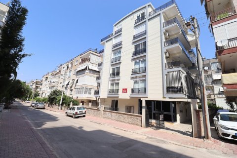 آپارتمان در  Antalya ، ترکیه 4 خوابه ، 165 متر مربع.  شماره 228453