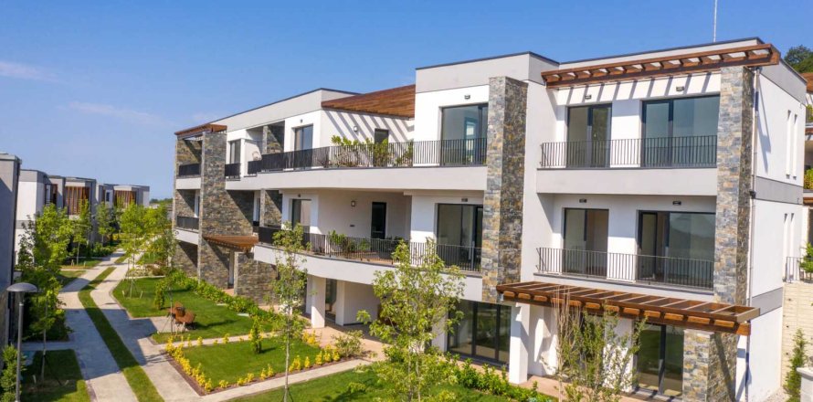 2+1 Apartment in Yalova, Turkey No. 233943