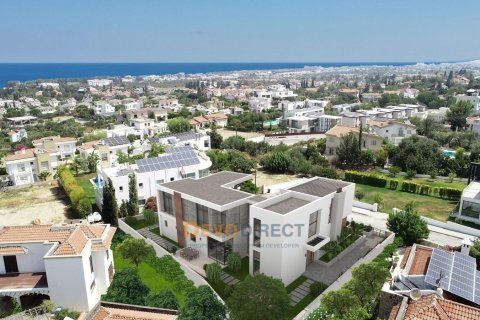 4+1 Villa in Girne, Nr. 225636 - 7