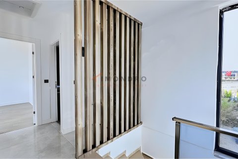 4+1 Villa  i Dosemealti, Antalya, Tyrkia Nr. 215529 - 17