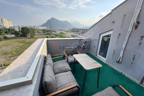 2+1 Apartment  in Konyaalti, Antalya, Turkey No. 232599
