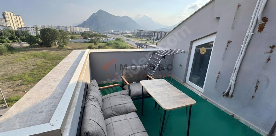 2+1 Apartment in Konyaalti, Antalya, Turkey No. 232599