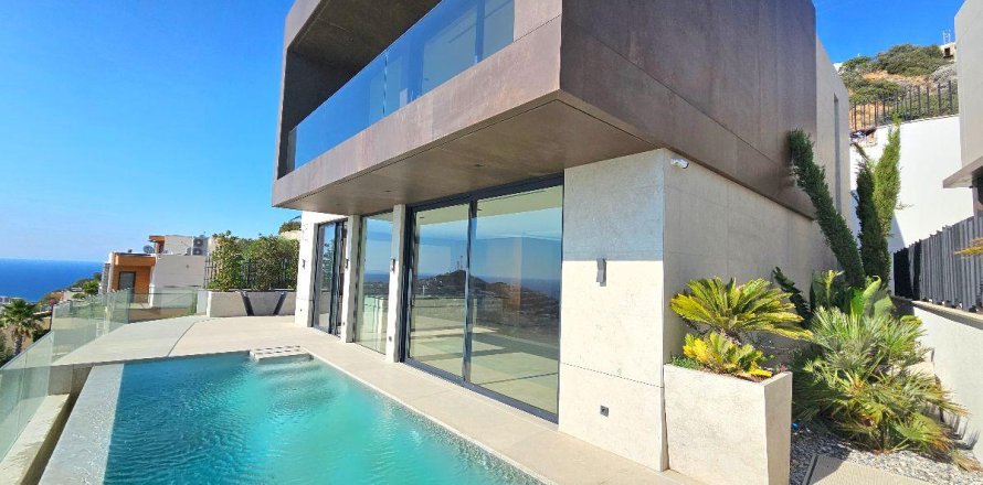 Вилла 4+1 в Бодруме, Мугла, Турция №213508