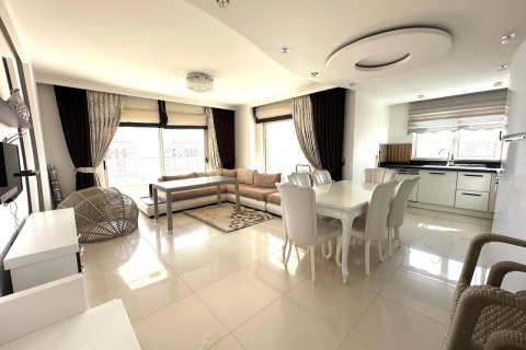 آپارتمان در  Mahmutlar ، ترکیه 2 خوابه ، 135 متر مربع.  شماره 217353