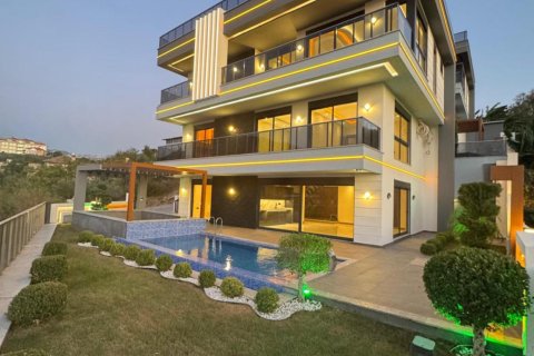 ویلا در  Alanya ، ترکیه 6 خوابه ، 360 متر مربع.  شماره 217358