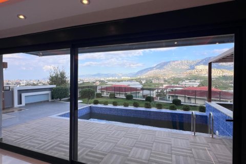 ویلا در  Alanya ، ترکیه 6 خوابه ، 360 متر مربع.  شماره 217358 - 17