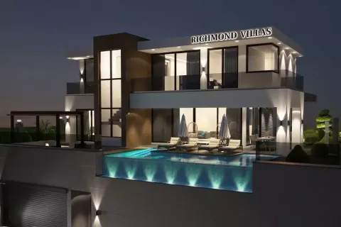 Вилла  4-х ком. в Аланье, Анталья, Турция №223030