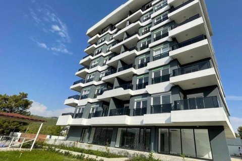 2+1 Apartment  in Avsallar, Antalya, Turkey No. 218880
