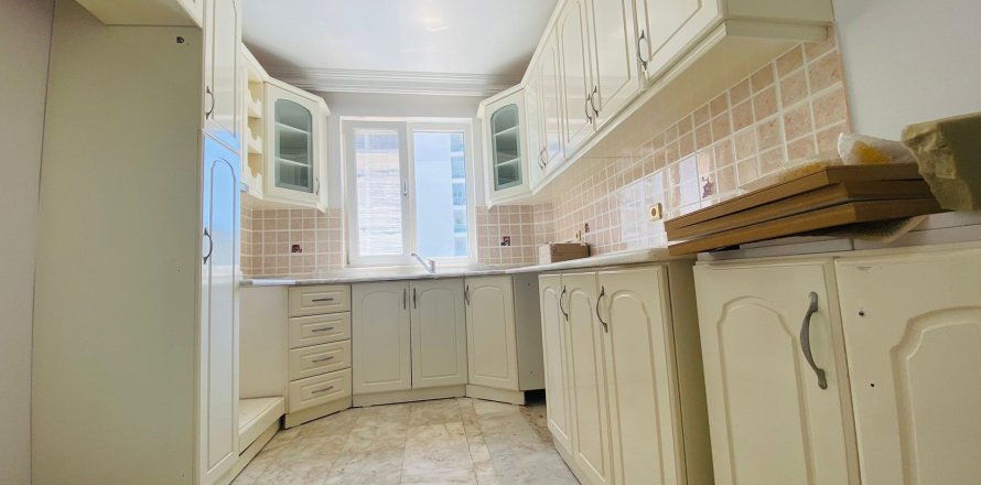 2+1 Leilighet i Mahmutlar, Antalya, Tyrkia Nr. 216004