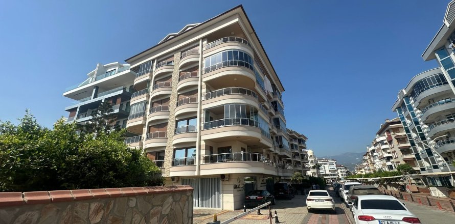 3+1 Apartment  in Oba, Antalya, Turkey No. 215336