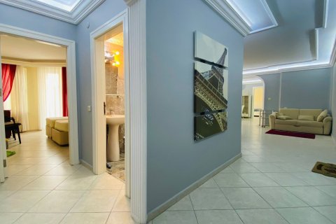 Продажа квартиры  в Оба, Анталье, Турция 3+1, 190м2, №215335 – фото 13