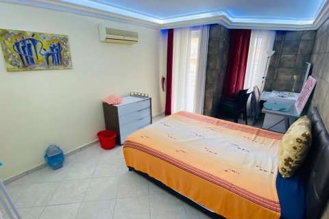 Продажа квартиры  в Оба, Анталье, Турция 3+1, 190м2, №215335 – фото 15