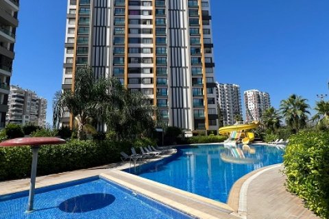 3+1 Apartment  in Mersin, Turkey No. 230831