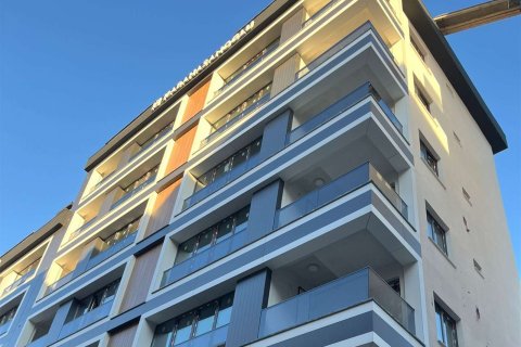 2+1 Apartment  in Istanbul, Turkey No. 232751
