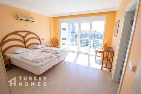 ویلا در  Alanya ، ترکیه 4 خوابه ، 250 متر مربع.  شماره 232748 - 12