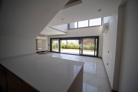 Villa for sale in Kusadasi, Aydin, Turkey, 3 bedrooms, 145m2, No. 228553 – photo 24