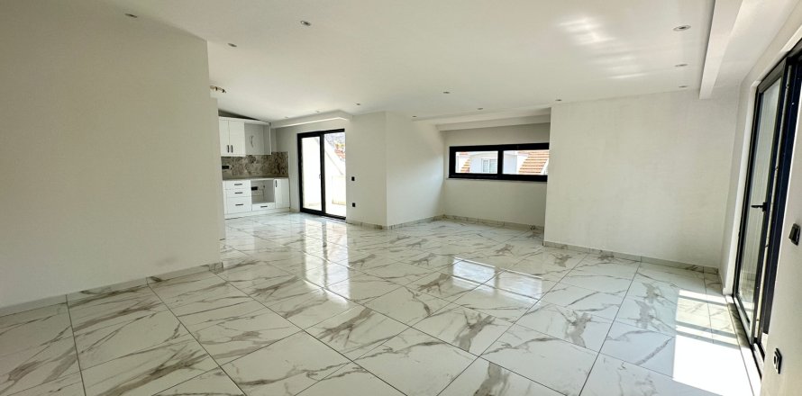 3+1 Lejlighed  i Alanya, Antalya, Tyrkiet Nr. 218299