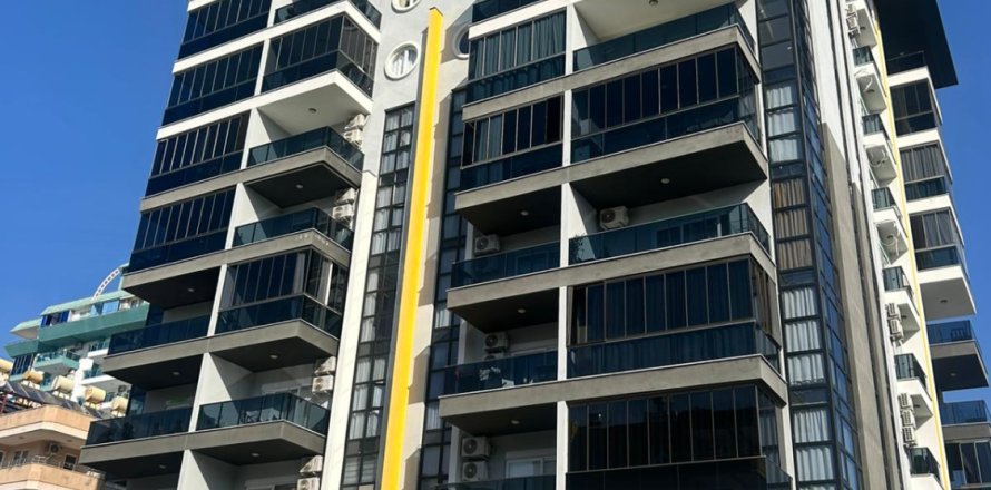 3+1 Lägenhet  i Mahmutlar, Antalya, Turkiet Nr. 217580