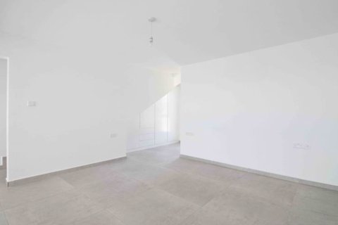 Apartment for sale in Tatlisu, Famagusta, Northern Cyprus, 2 bedrooms, 159m2, No. 214589 – photo 13