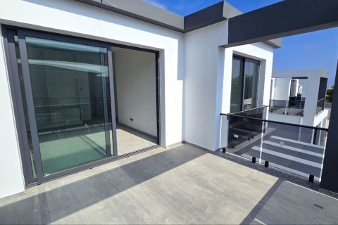 4+1 Villa  i Alsancak, Girne,  Nr. 214584 - 5